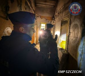 Bezdomni mogą liczyć na pomoc policjantów i służb współdziałających. Reaguj i nie bądź obojętny!