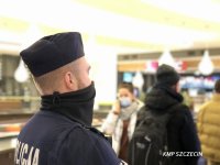 Przedświąteczne kontrole w szczecińskich galeriach handlowych