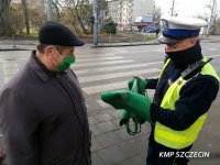 Bezpieczny senior to widoczny senior